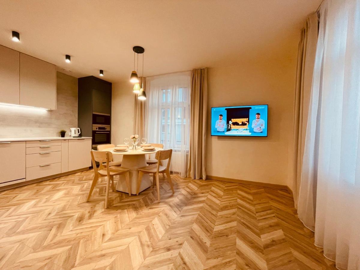 Kobiela Apartments Family Delux Ktw City Center カトヴィツェ エクステリア 写真